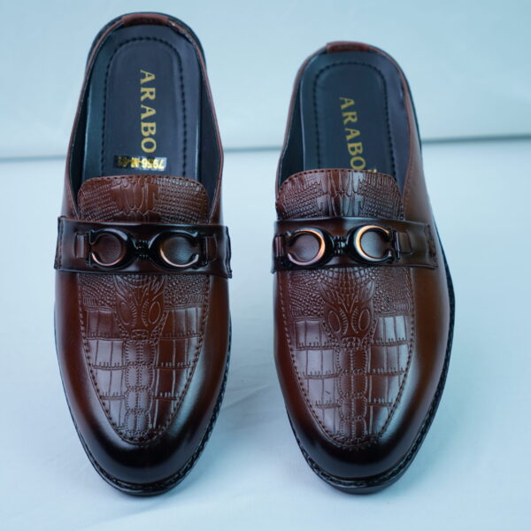 Master Amboss Chain Buckle Loafer