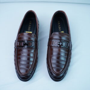 Tassel Loafer with Chain Buckle